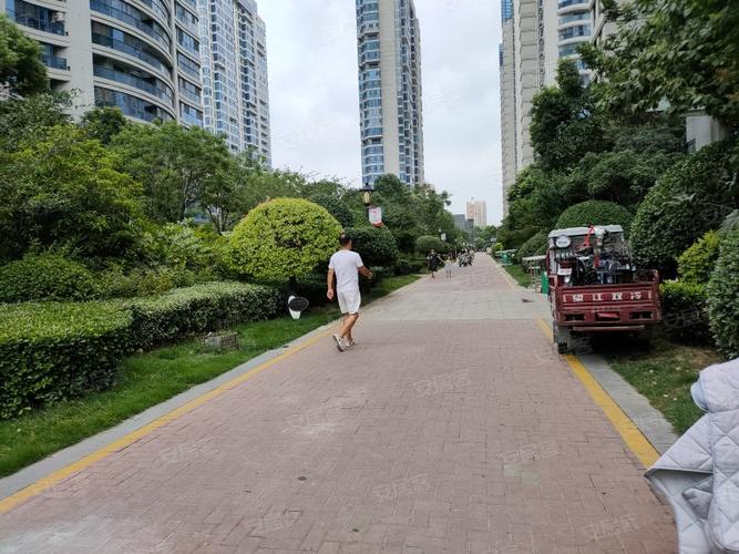 东外滩停车费？漯河东外滩停车收费