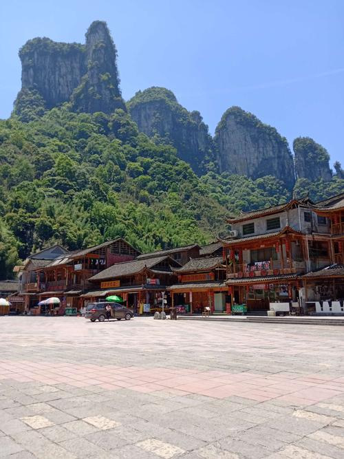 湖南四季国际旅行社靠谱吗?德夯苗寨环保车收费-图2 湖南四季国际旅行社靠谱吗?德夯苗寨环保车收费-图2