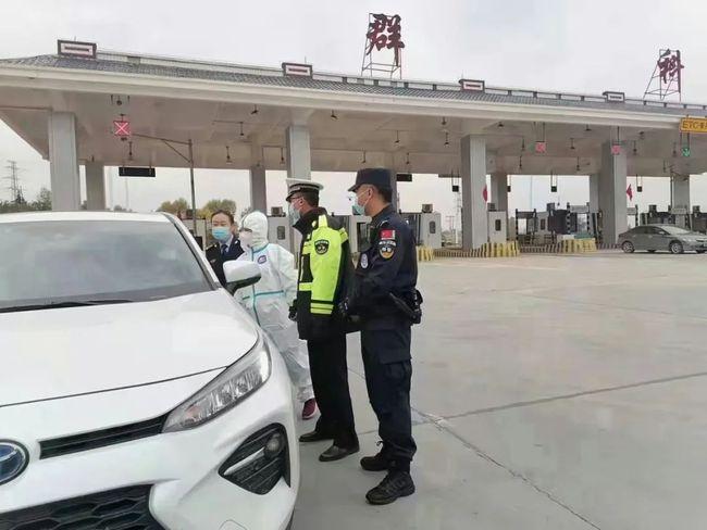 色河铺下高速要核酸证明吗?凤凰西收费站图片大全-图2 色河铺下高速要核酸证明吗?凤凰西收费站图片大全-图2