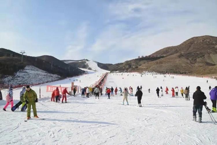 太伟滑雪场费用明细?国内雪场收费标准-图2 太伟滑雪场费用明细?国内雪场收费标准-图2