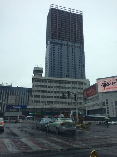 淮安有lv专卖店吗？淮安市金鹰停车收费