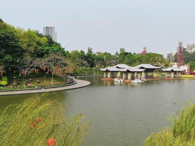 佛山千灯湖停车哪里方便?千灯湖公园收费吗-图3 佛山千灯湖停车哪里方便?千灯湖公园收费吗-图3