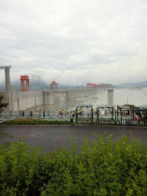 三峡船闸多少分可以优先过闸？三峡过船闸要收费吗