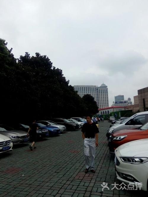 上海历史博物馆哪里停车方便?上海武胜路停车场收费-图2 上海历史博物馆哪里停车方便?上海武胜路停车场收费-图2