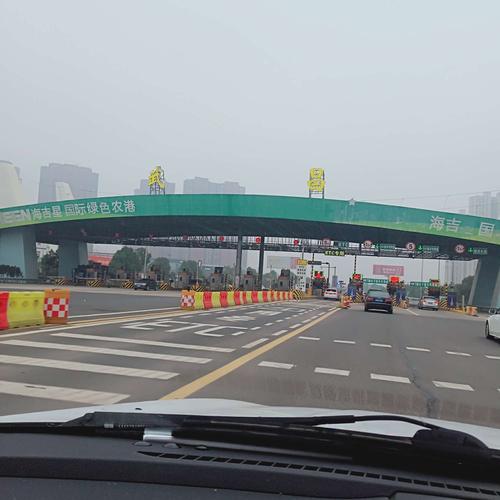 郑州到武昌武汉小车上高速多少过路费？武昌高速路收费站是