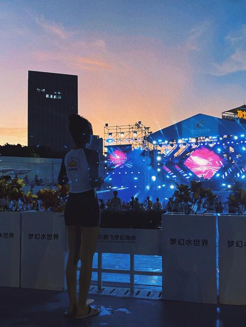 世界那么大我想去看它求歌名?厦门studio收费-图3 世界那么大我想去看它求歌名?厦门studio收费-图3