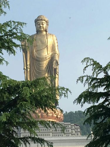 鲁山大佛大年初一免门票不？尧山大佛初一收费不