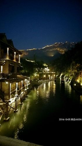 古北水镇白天好玩还是晚上好玩？古水北镇夜间收费吗