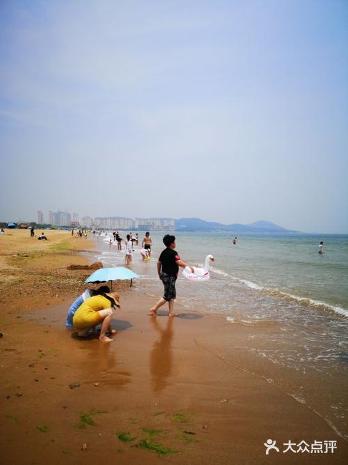 青岛金沙滩摆摊收多少摊位费?青岛沙滩收费标准-图3 青岛金沙滩摆摊收多少摊位费?青岛沙滩收费标准-图3