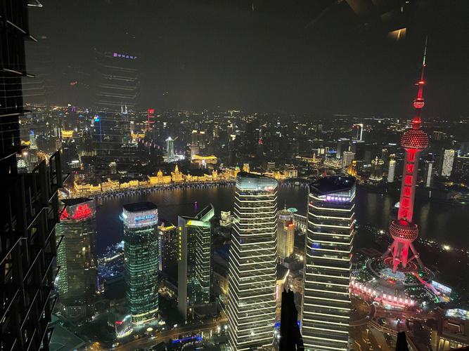 上海中心大厦吃饭的地方？上海金茂酒吧收费-图2
