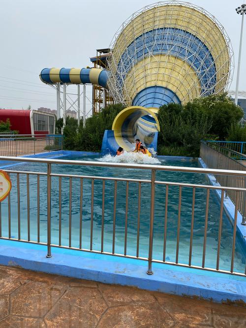 在河之洲水上乐园全部收费项目？水上乐园里面都收费吗