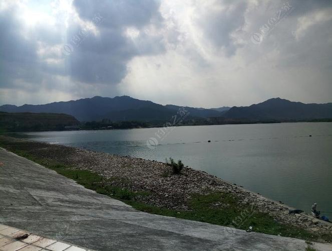 四会水库钓鱼最佳地点？肇庆市四会停车场收费