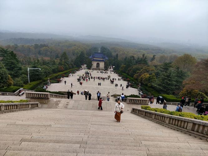 南京中山陵停车场哪个近一些？中山陵有几个收费景点-图2