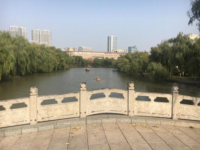 连云港晚上男人去哪玩?连云港苍梧绿园收费吗-图3 连云港晚上男人去哪玩?连云港苍梧绿园收费吗-图3