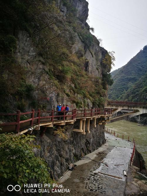 汉中褒河栈道的门票是多钱一张啊?汉中栈道收费多少钱-图2 汉中褒河栈道的门票是多钱一张啊?汉中栈道收费多少钱-图2