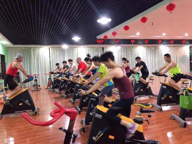 怎样成为动感单车教练?浩泰教练收费-图2 怎样成为动感单车教练?浩泰教练收费-图2