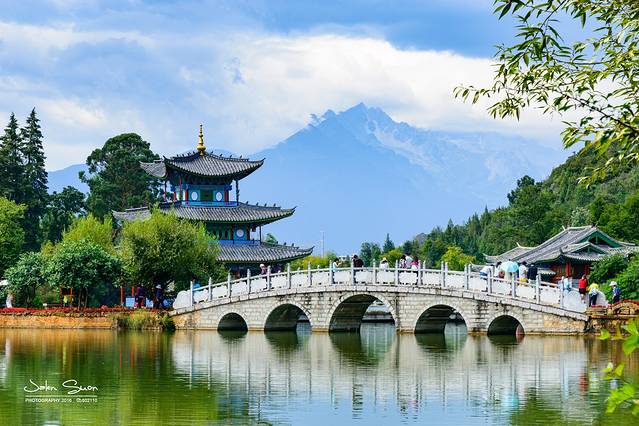 在丽江游黑龙潭怎么免门票?丽江黑龙潭公园收费吗-图2 在丽江游黑龙潭怎么免门票?丽江黑龙潭公园收费吗-图2