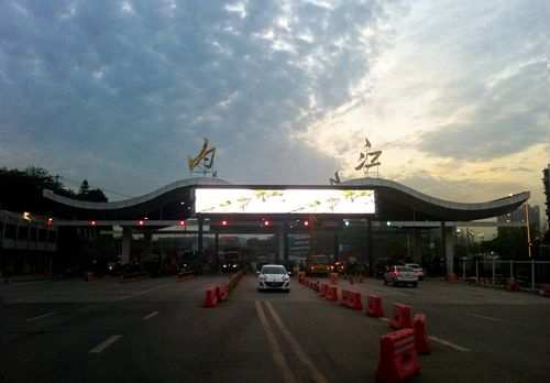 内江苏家桥是做什么的?内江收费站图片夜晚-图1 内江苏家桥是做什么的?内江收费站图片夜晚-图1