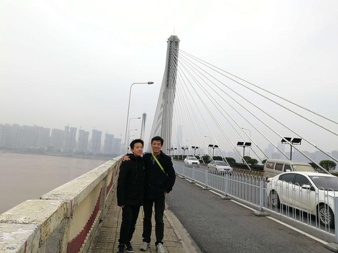 徒步到一个城市需要过桥费吗？那些城市过桥收费