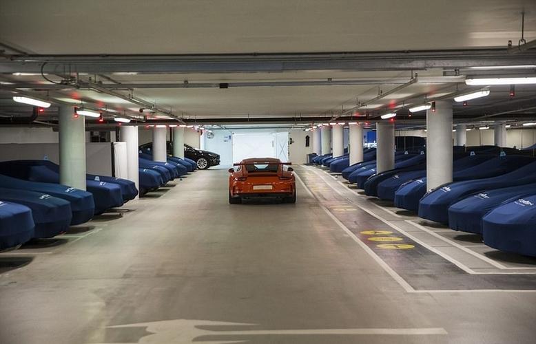 希尔顿停车场收费标准?英国 停车 收费标准-图3 希尔顿停车场收费标准?英国 停车 收费标准-图3