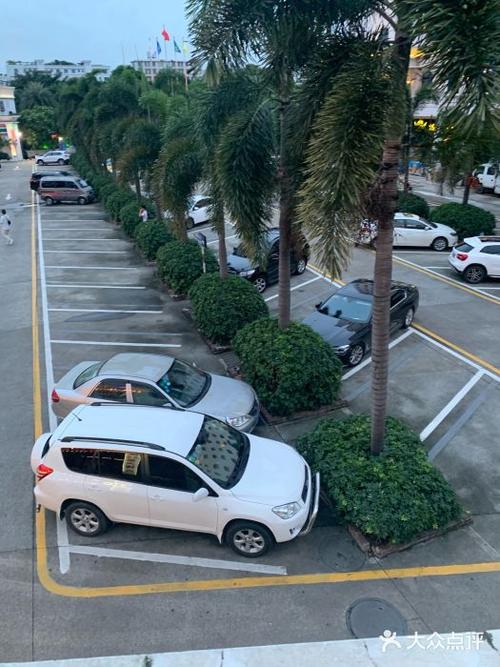 深圳市宝安区石岩镇有哪些酒店?愉园大酒店停车场收费-图3 深圳市宝安区石岩镇有哪些酒店?愉园大酒店停车场收费-图3