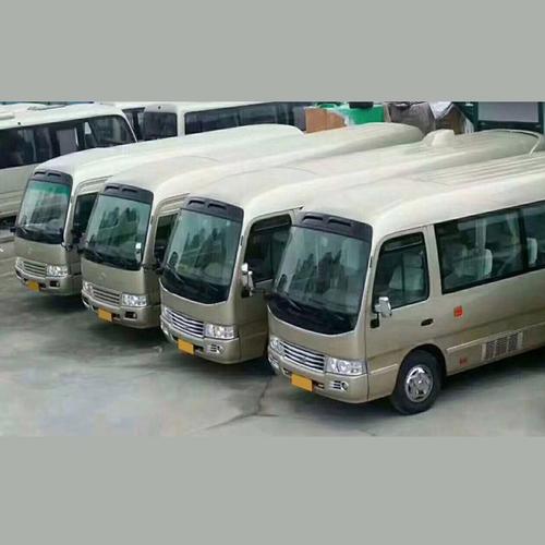 包一辆18座的中巴费用需要多少?租车14座 收费标准-图2 包一辆18座的中巴费用需要多少?租车14座 收费标准-图2