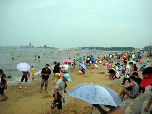 蓬莱海水浴场和蓬莱沙滩哪个好?蓬莱收费的海滨浴场-图3 蓬莱海水浴场和蓬莱沙滩哪个好?蓬莱收费的海滨浴场-图3