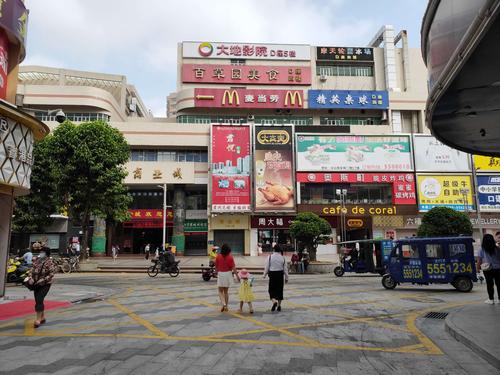 请问在广东台山台城镇有哪些新楼盘是比较便宜的？台山商业城收费