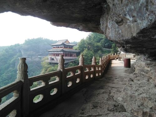 屏岩洞府徒步可以免门票吗？徒步穿越不收费的景区