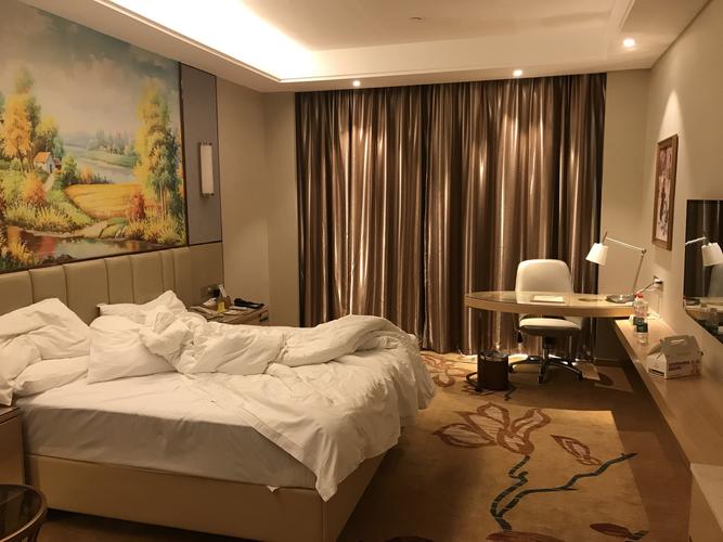 为什么凌晨5点入住酒店算是两个晚上?酒店过了24点怎么收费-图3 为什么凌晨5点入住酒店算是两个晚上?酒店过了24点怎么收费-图3