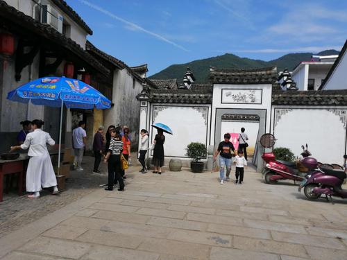 富阳龙门古镇停车缴费？龙翔桥停车收费