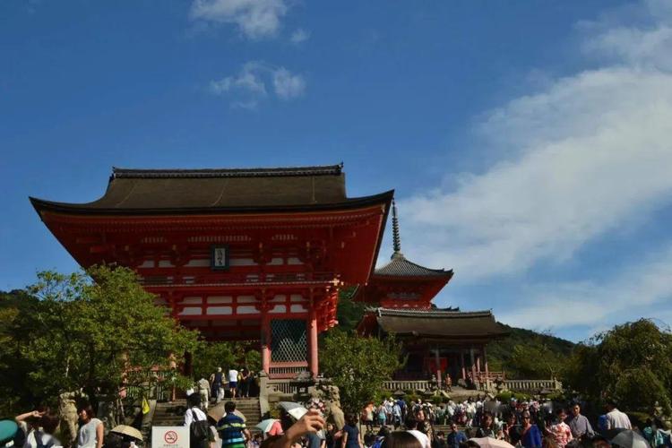 日本医疗是免费的吗？日本京都景点收费吗