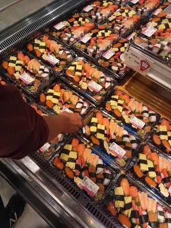 永旺超市每天晚上打折后的食品怎样处理?寿司收费-图2 永旺超市每天晚上打折后的食品怎样处理?寿司收费-图2