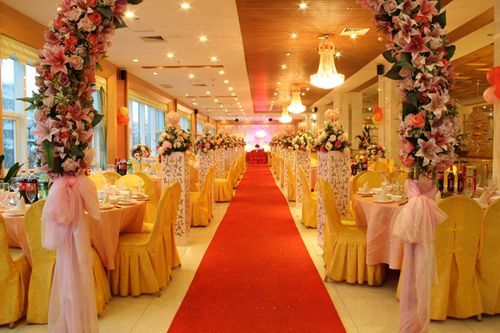 耒阳结婚办酒席多少钱一桌?酒店婚宴收费方案-图2 耒阳结婚办酒席多少钱一桌?酒店婚宴收费方案-图2