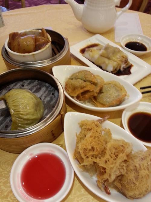 顺德本地人去哪里吃早茶？龙皇酒家茶水怎么收费