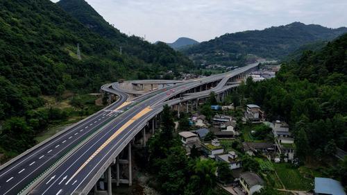乐雅高速公路通车时间谁知道?广东金鸡收费站-图3 乐雅高速公路通车时间谁知道?广东金鸡收费站-图3