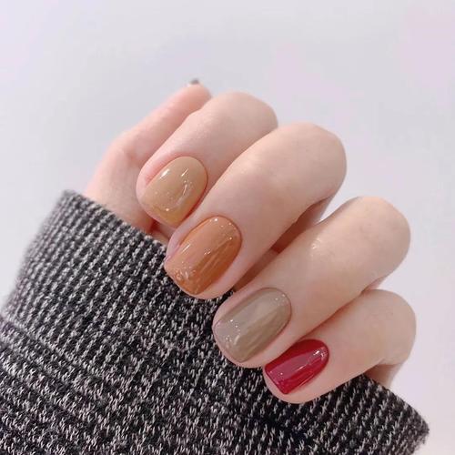 什么是跳色两指美甲?跳色 按手指收费-图3 什么是跳色两指美甲?跳色 按手指收费-图3