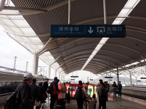 徐州高铁站东广场有停车场吗?徐州东站不收费停车场-图2 徐州高铁站东广场有停车场吗?徐州东站不收费停车场-图2