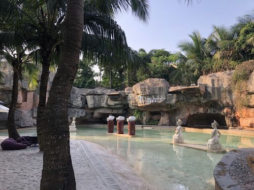 观澜湖旅游攻略必去景点？观澜湖泡温泉怎么收费