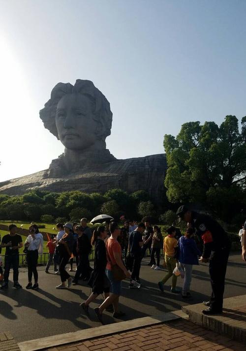 开车去长沙橘子洲攻略？长沙橘子洲停车场收费