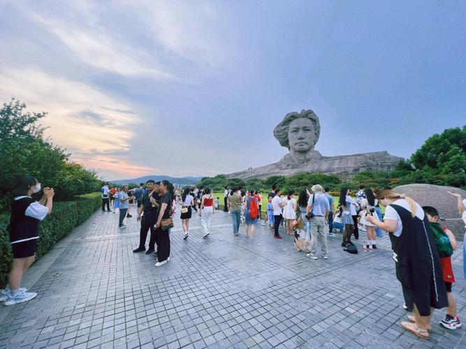 橘子洲周末私家车停哪里最好?橘子洲停车收费吗-图2 橘子洲周末私家车停哪里最好?橘子洲停车收费吗-图2