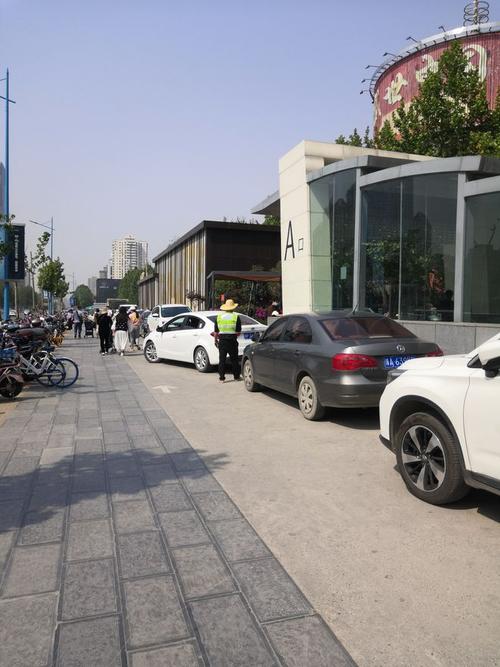 郑州动物园附近便宜的停车点?科技园停车收费停车位-图3 郑州动物园附近便宜的停车点?科技园停车收费停车位-图3