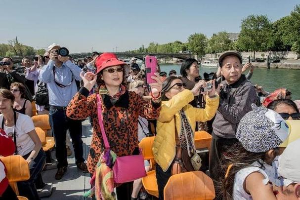 70岁以上老人跟团游费用?旅行社3岁儿童如何收费-图2 70岁以上老人跟团游费用?旅行社3岁儿童如何收费-图2