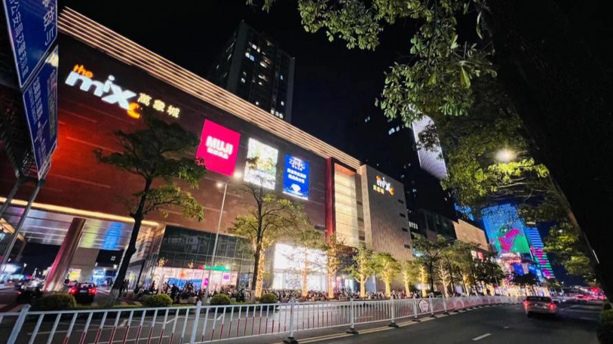 汕头哪里好逛街买衣服的啊?现在出去逛?汕头苏宁停车怎么收费-图3 汕头哪里好逛街买衣服的啊?现在出去逛?汕头苏宁停车怎么收费-图3