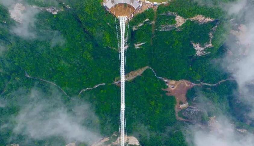 世界第一天空悬廊在什么地方?世界第一天空悬廊收费-图3 世界第一天空悬廊在什么地方?世界第一天空悬廊收费-图3