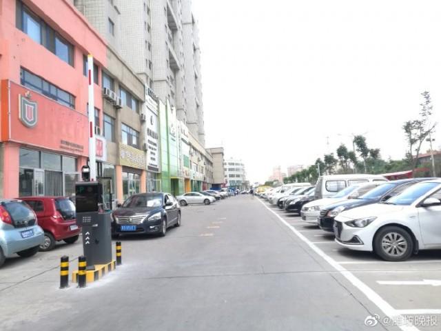 云海广场自驾车停哪里?盐田海鲜街停车收费-图3 云海广场自驾车停哪里?盐田海鲜街停车收费-图3