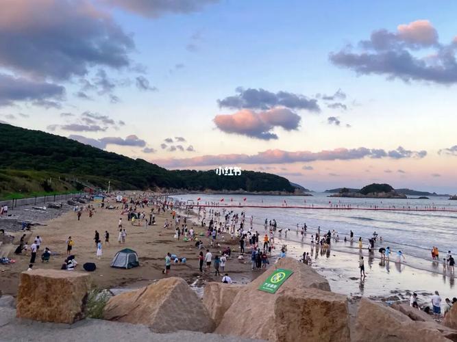 东沙晚上几点不要门票?舟山朱家尖沙滩收费吗-图1 东沙晚上几点不要门票?舟山朱家尖沙滩收费吗-图1