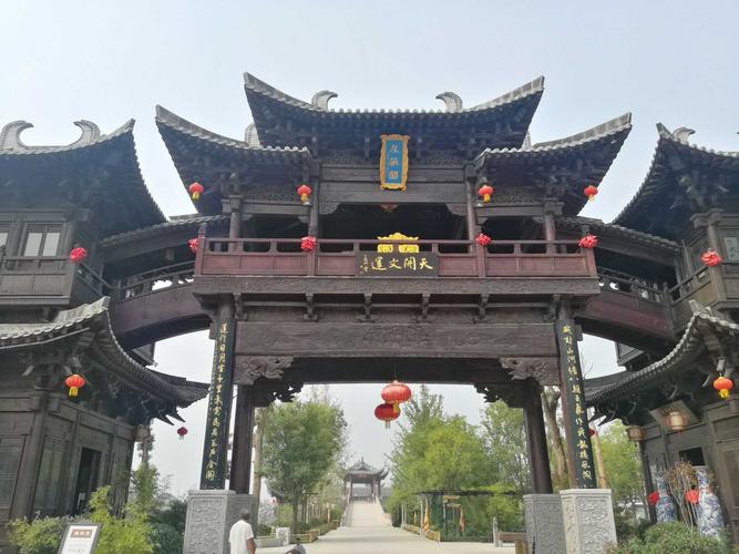 朱仙镇启封故园65岁以上免票吗？朱仙镇启封故园收费吗