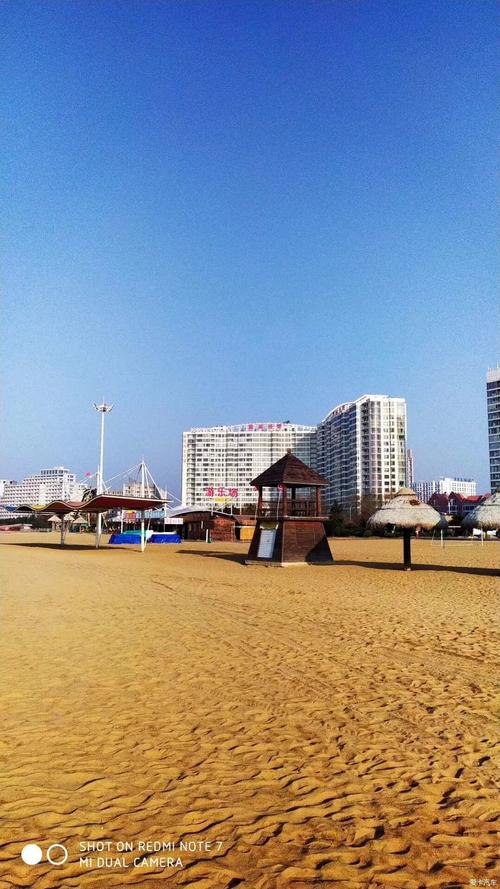 海阳万米海滩浴场有停车场吗？海阳海水浴场收费