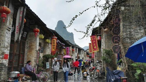 车子放哪里？自驾游去黄姚古镇的？黄姚古镇停车场收费吗